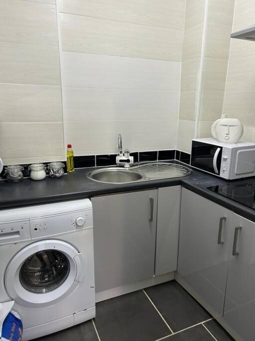 Cozy Downtown Studio Flat In Sheffield Lägenhet Exteriör bild
